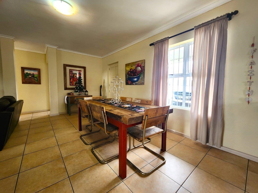 3 Bedroom Property for Sale in Tafelzicht Western Cape